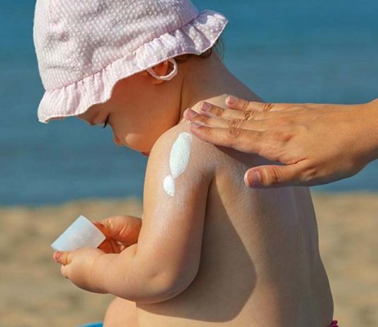 Kem chống nắng cho em bé
